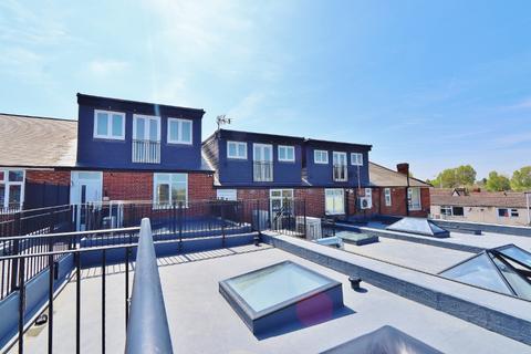 undefined, Collier Row Road, Collier Row, RM5