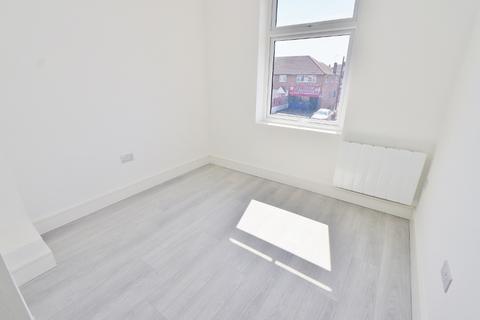 undefined, Collier Row Road, Collier Row, RM5