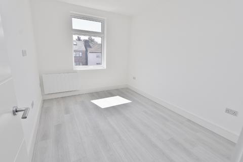 undefined, Collier Row Road, Collier Row, RM5