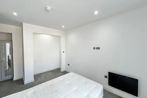 undefined, Bond Street, Birmingham B3