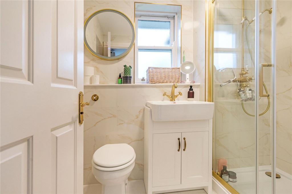 Ensuite