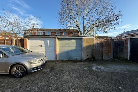 3 bedroom semi-detached house for sale, 89 Makepeace Road, London, UB5 5UG