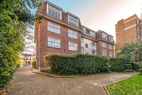 undefined, Colney Hatch Lane, London