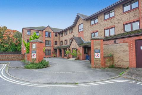 1 bedroom ground floor flat for sale, Guardian Court, Banbury