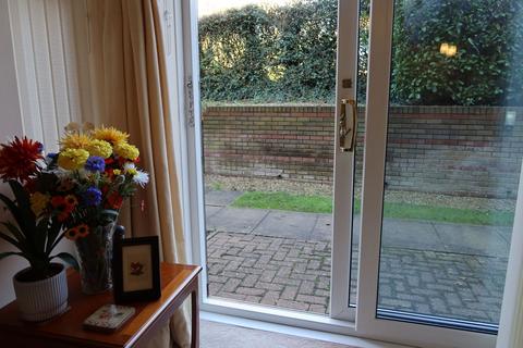 1 bedroom ground floor flat for sale, Guardian Court, Banbury