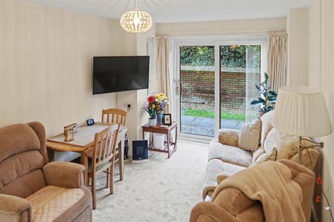 1 bedroom ground floor flat for sale, Guardian Court, Banbury