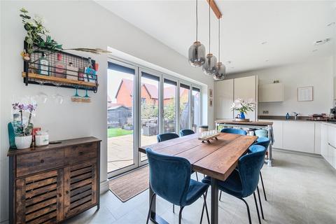 3 bedroom semi-detached house for sale, Stirling Close, Crowthorne, Berkshire