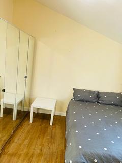 undefined, St. Clement Close, Uxbridge UB8