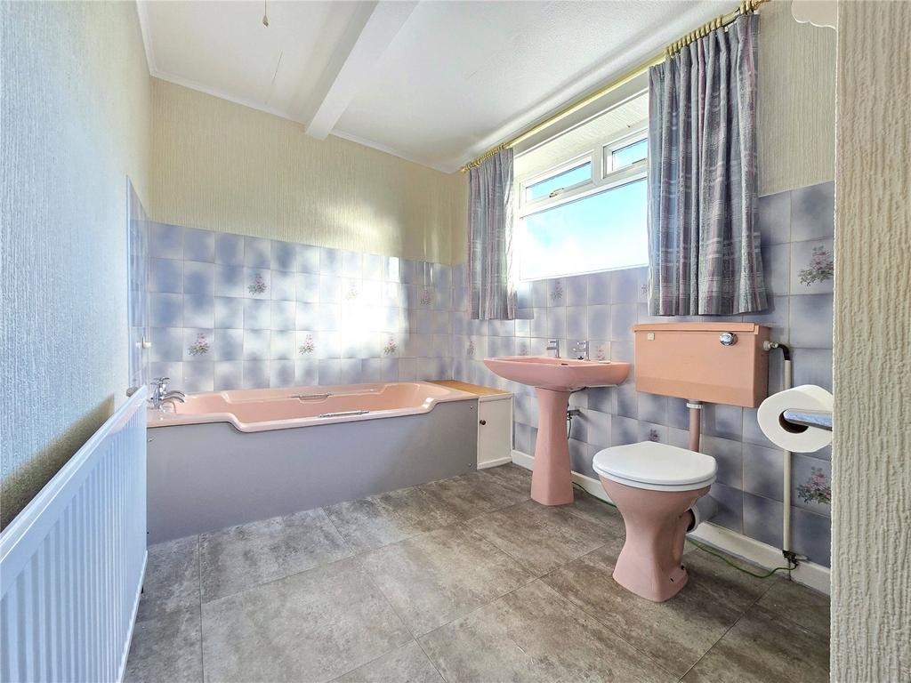 Four-Piece Bathroom