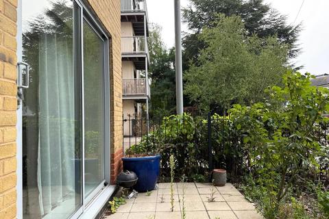 undefined, Coombe Way, Farnborough, Hampshire, GU14