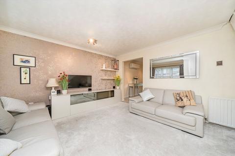 undefined, Empire Road, Greenford UB6