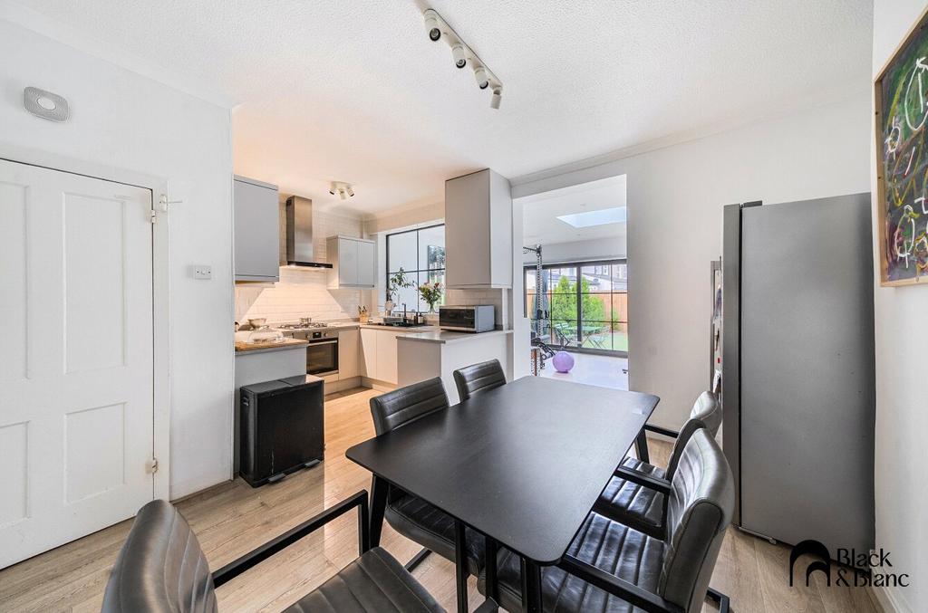 Kitchen/ Diner