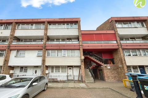 undefined, Seabrooke Rise, Grays, RM17