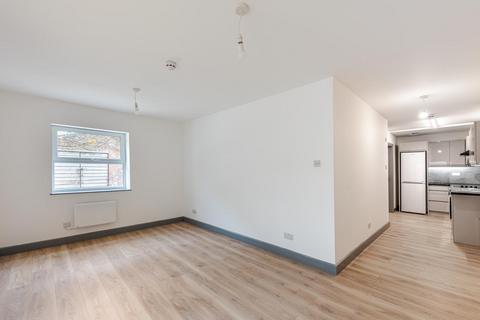 1 bedroom flat to rent, Clapham Park Road, London SW4