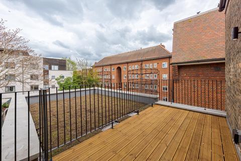 2 bedroom flat to rent, Clapham Park Road, London SW4