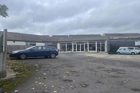 Retail property (high street) for sale, 46 Curzon St Calne SN11 0DG
