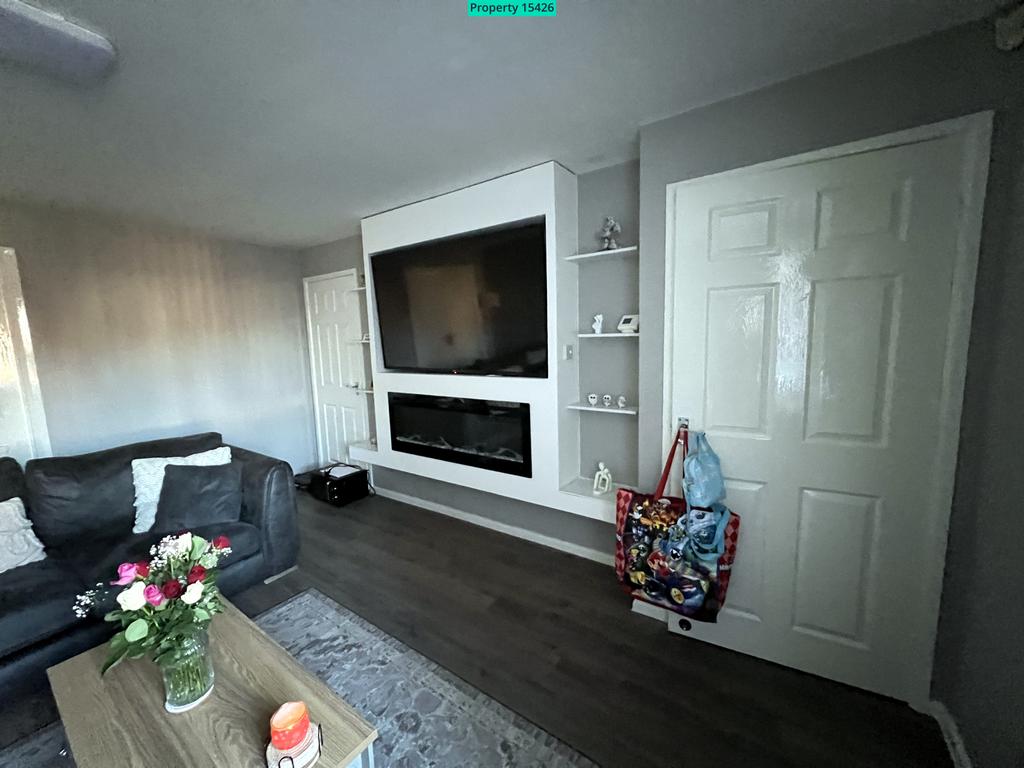 Lounge 1