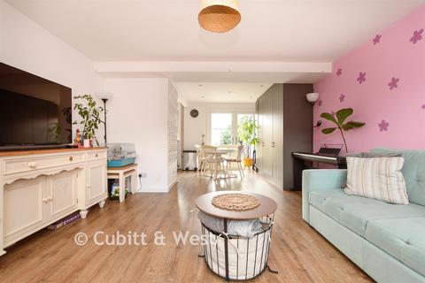 3 bedroom end of terrace house for sale, Tilers Way, Reigate, Surrey