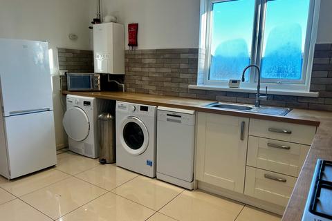 2 bedroom flat to rent, Flat , Aquilla Court, Conway Road, Cardiff