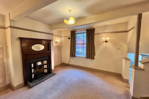 3 bedroom end of terrace house for sale, Primrose Lane, Glossop