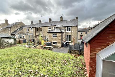 3 bedroom end of terrace house for sale, Primrose Lane, Glossop