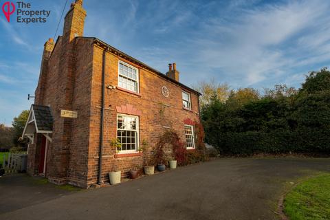 5 bedroom detached house for sale, Shrubbery Hill, Cookley, DY10