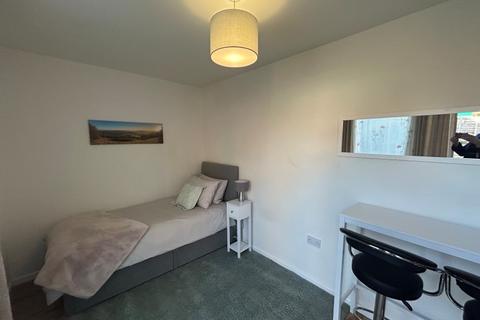 undefined, Rodney Way, Guildford GU1