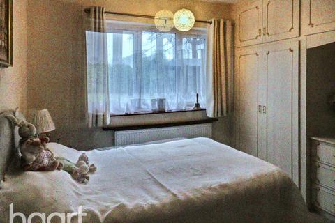 undefined, Leicester LE9