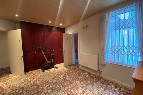 undefined, Marlborough Avenue, Hull, HU5 3LG