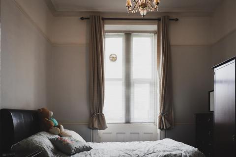 2 bedroom flat for sale, Marina, Bexhill-On-Sea