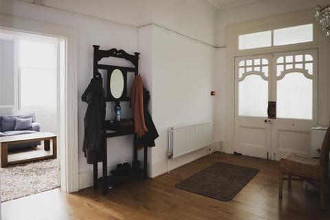 2 bedroom flat for sale, Marina, Bexhill-On-Sea