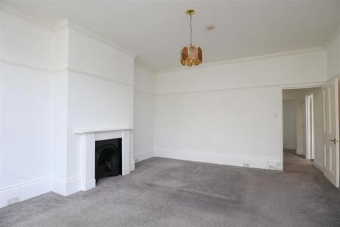2 bedroom flat for sale, Pevensey Road, St. Leonards-on-sea