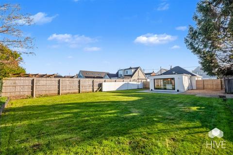 2 bedroom bungalow for sale, Hiltom Road, Ringwood BH24