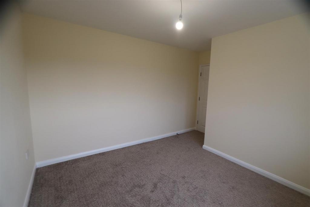Bedroom one.JPG