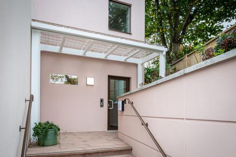 2 bedroom apartment for sale, La Pouquelaye, St. Helier, Jersey