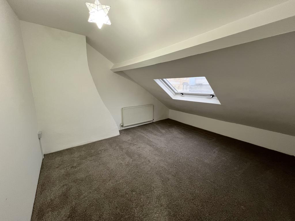 Bed Front Porthcawl CF36