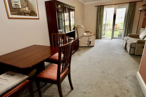 2 bedroom retirement property for sale, The Cloisters, Wells