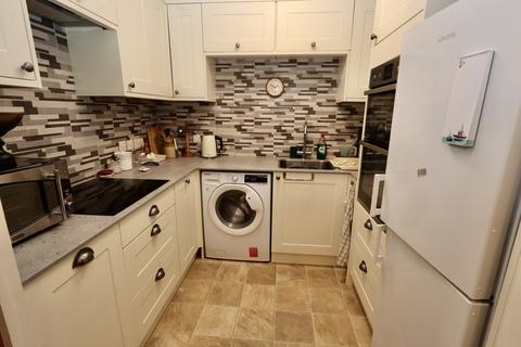 2 bedroom retirement property for sale, The Cloisters, Wells