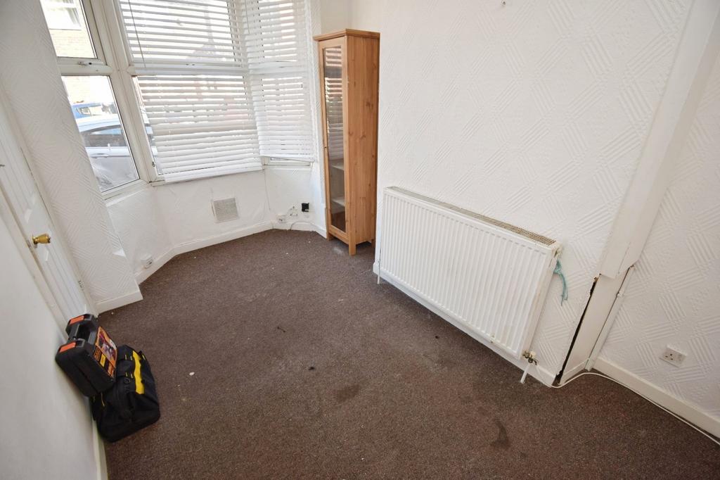 Living/Bedroom