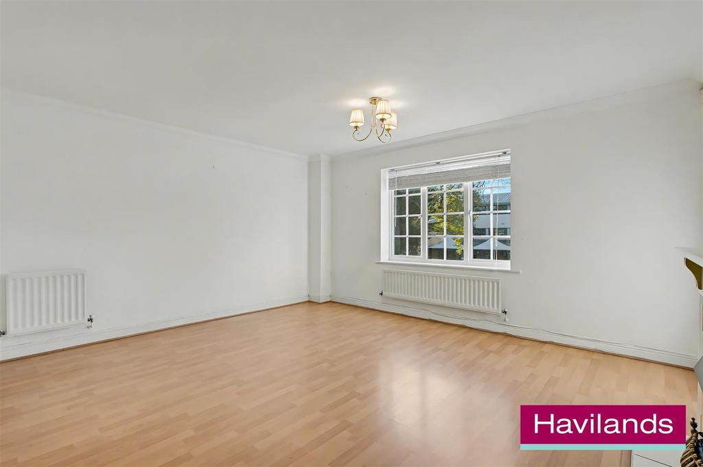 12 Kinderton Close N14 5 AL-15.jpg