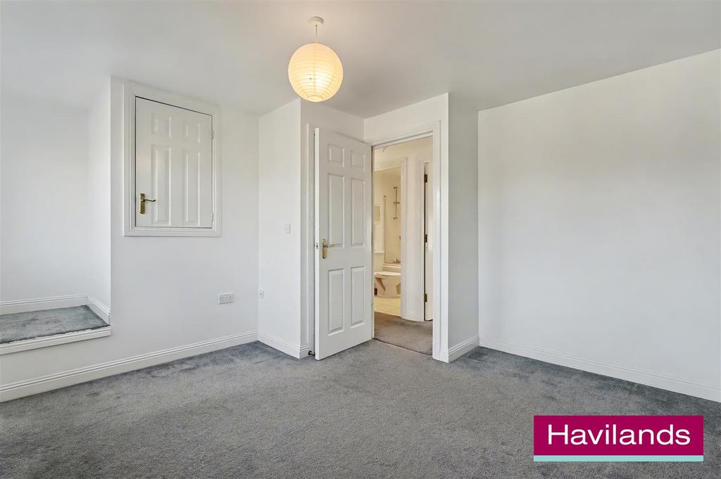 12 Kinderton Close N14 5 AL-3.jpg