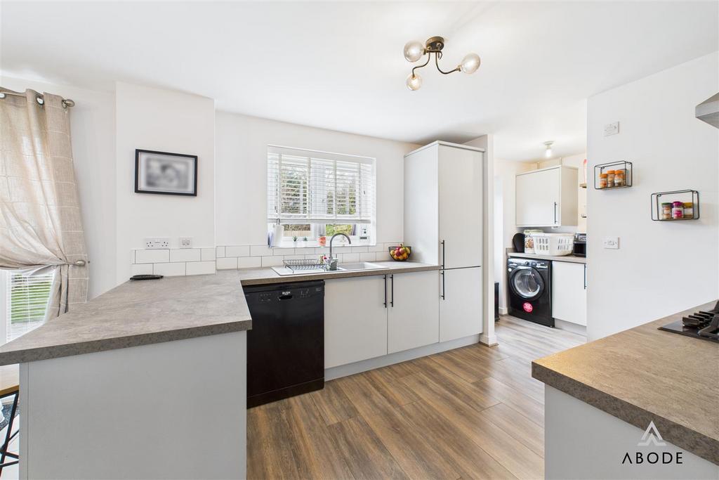 CAM01882 G0-PR0223-STILL021.jpg