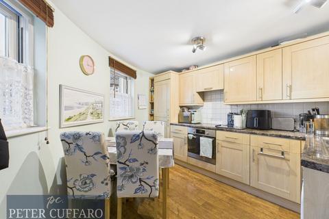 2 bedroom terraced house for sale, Watton Road, Ware SG12