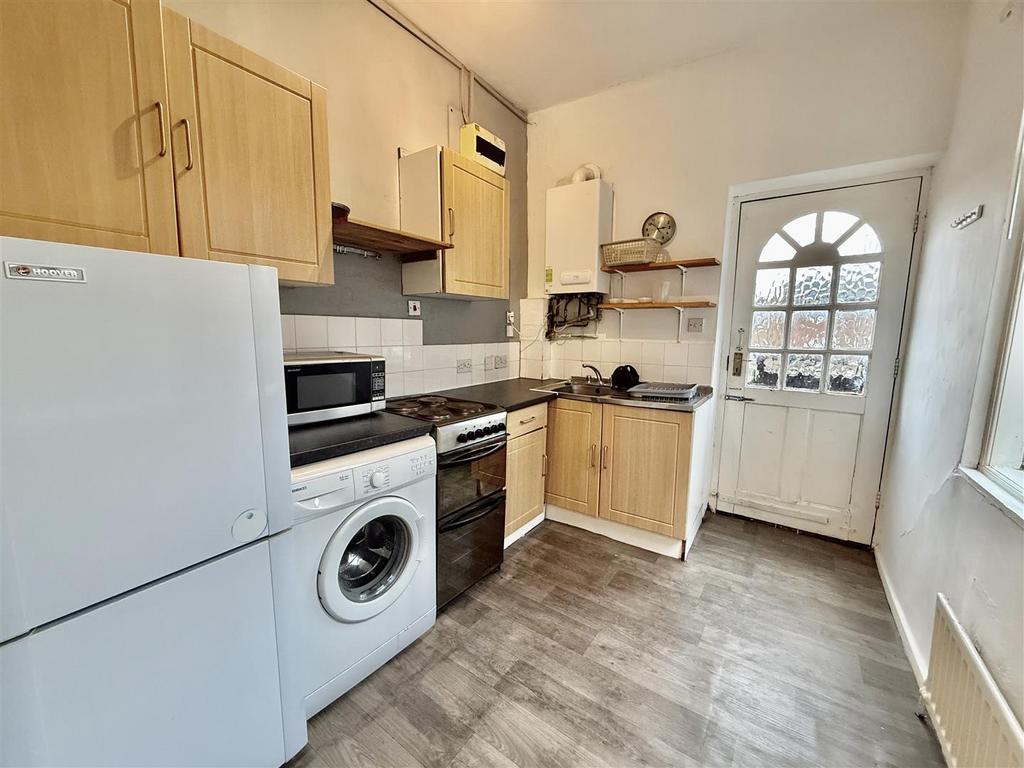 Kitchen 81 b
