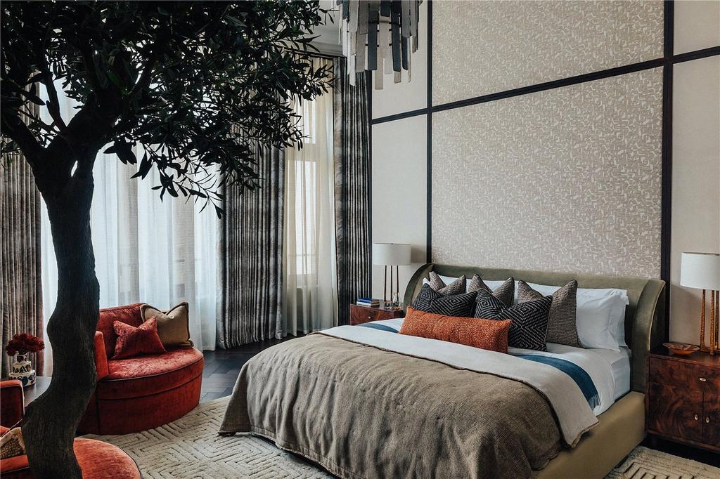 Principal Bedroom