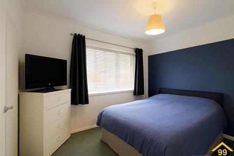 2 bedroom end of terrace house for sale, Lancaster Avenue, Stalybridge, Cheshire, SK15