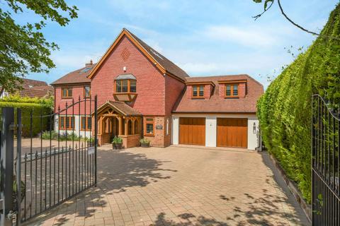 6 bedroom detached house for sale, 10 Challacombe Close, Brentwood CM13