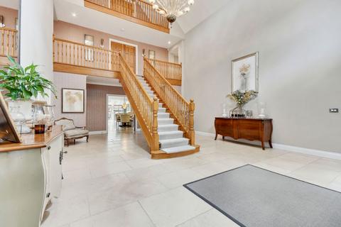 6 bedroom detached house for sale, 10 Challacombe Close, Brentwood CM13