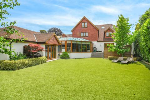 6 bedroom detached house for sale, 10 Challacombe Close, Brentwood CM13