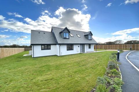 3 bedroom detached bungalow for sale, Parc Halligey, Coverack TR12